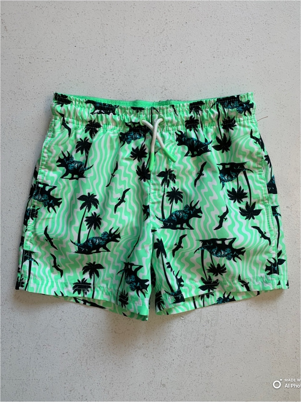Cat & Jack Boys Green Dinosaur Print Swim Trunks Swimsuit Size Medium (8) NWOT